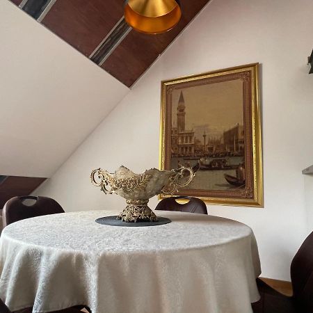 Amazing Savoya Nr1 Loft Old City Center Self Check-In Timisoara Ngoại thất bức ảnh